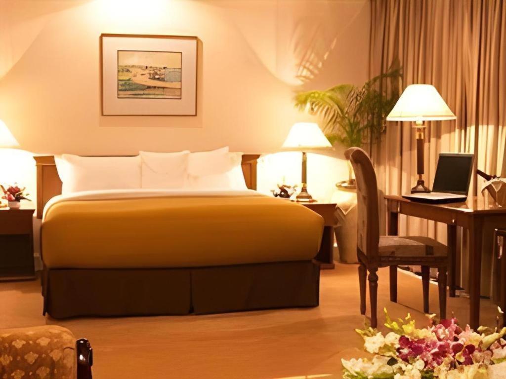 Hotel Ruposhi Bangla Dhaka Exterior foto